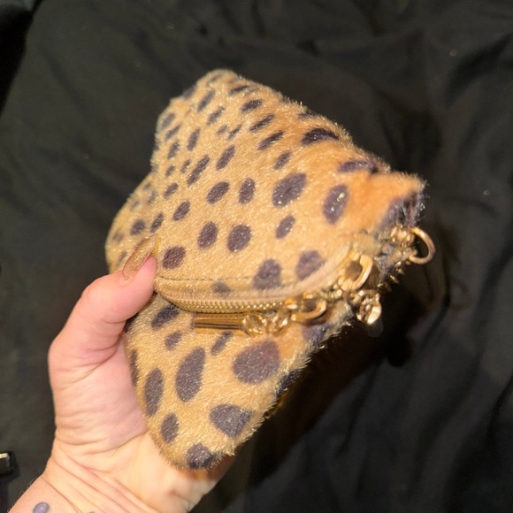 Leopard Print Chain Strap Bag - Picture 3 of 12